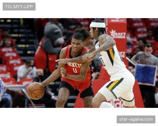 杰伦·格林突破得分能力提升 快速拉开与同期锋线球员差距